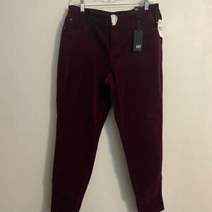 Kut from the Kloth Burgundy Diana skinny corduroy, size 14W